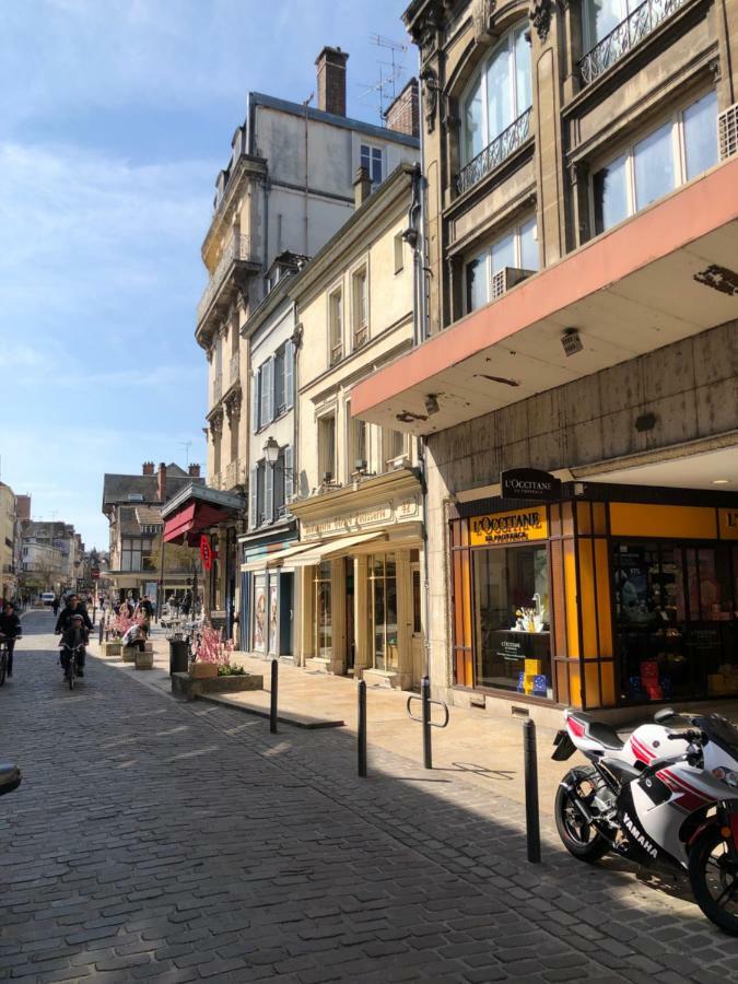 Le Charmant Zola Hyper Centre Classe Troyes Bagian luar foto